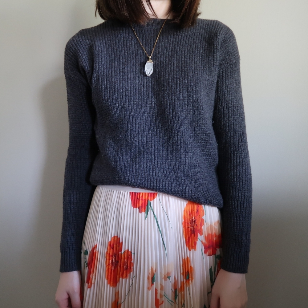 Aritzia Wilfred Free Charcoal Grey Merino Wool Knit Sweater XS